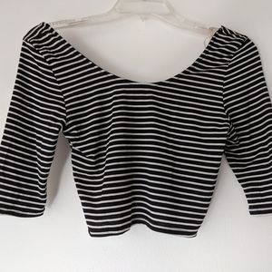 3/4 Sleeve Crop Top